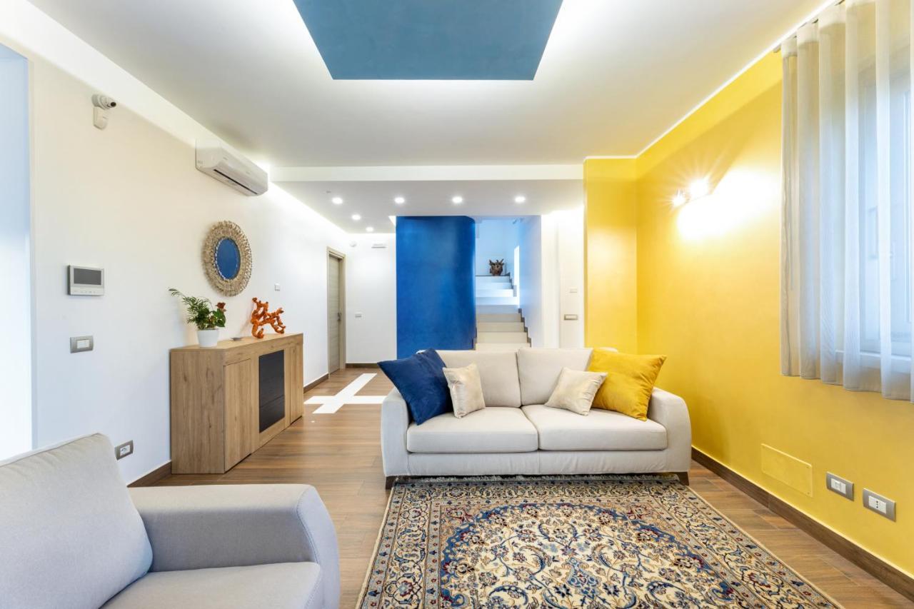 Zaffiro Lavico Rooms Etna Nature Sea Ачиреале Экстерьер фото