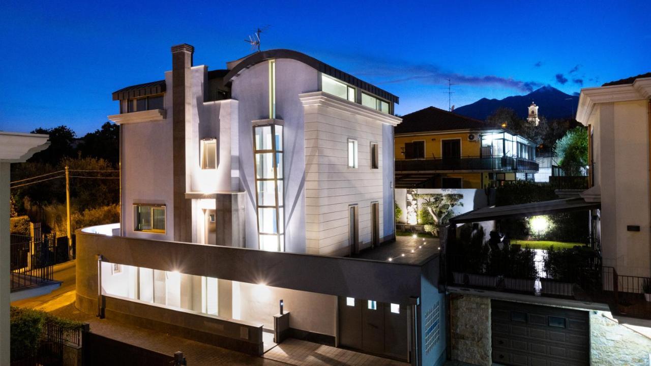 Zaffiro Lavico Rooms Etna Nature Sea Ачиреале Экстерьер фото